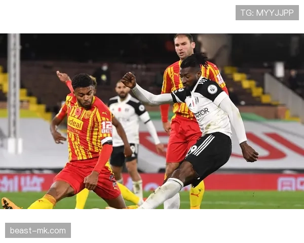 伯恩茅斯反击制胜，状态回升斩获关键胜利