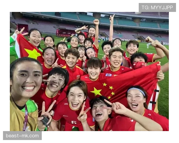 亚洲杯新的传奇诞生，最新冠军揭晓引发足球热潮持续关注