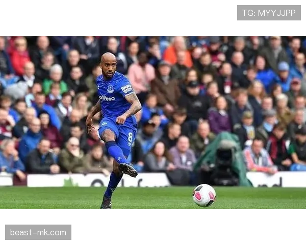 阿兹蒙本赛季助攻数据持续提升,进攻端表现稳健